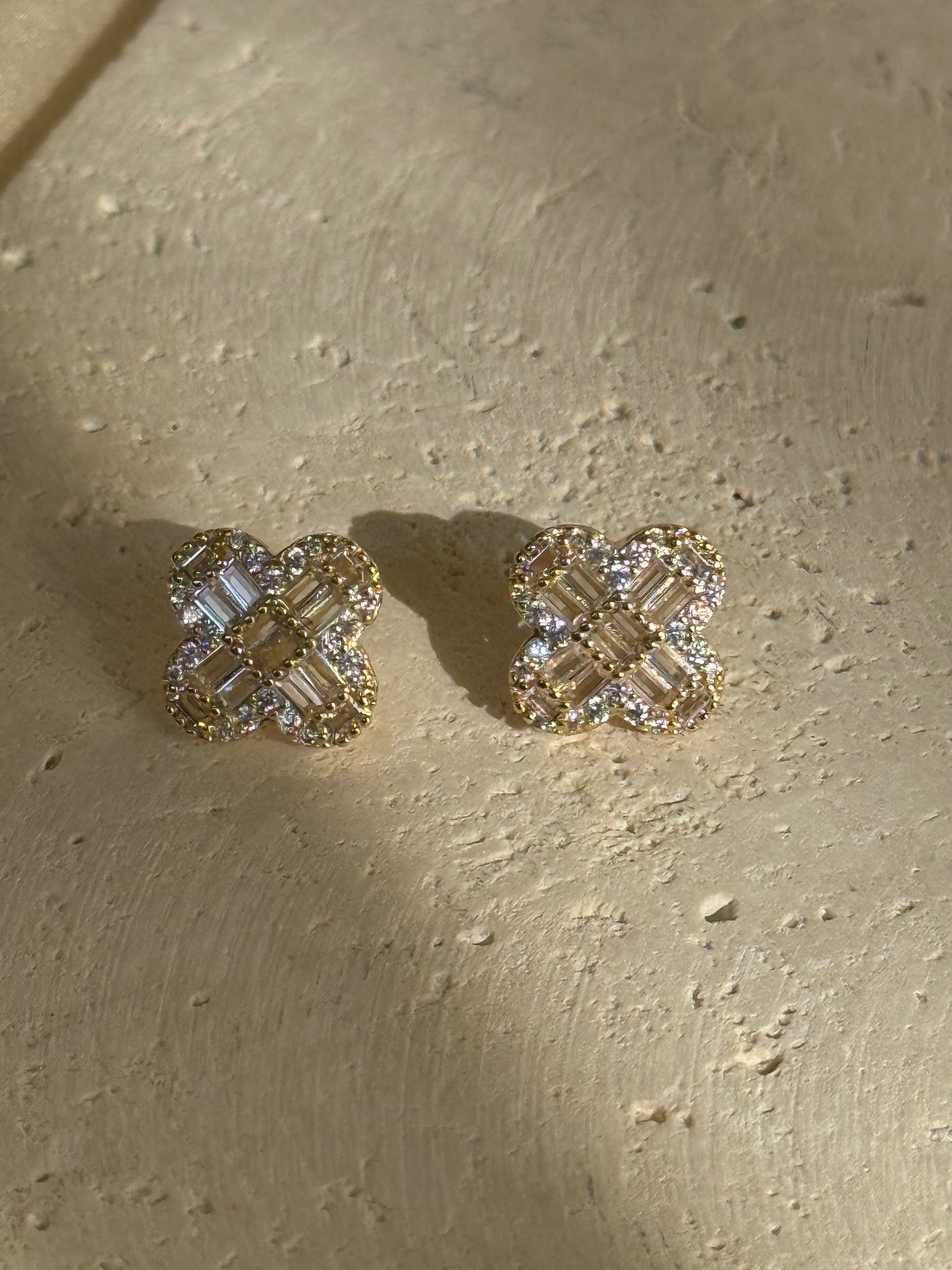 LUX STUD EARRINGS